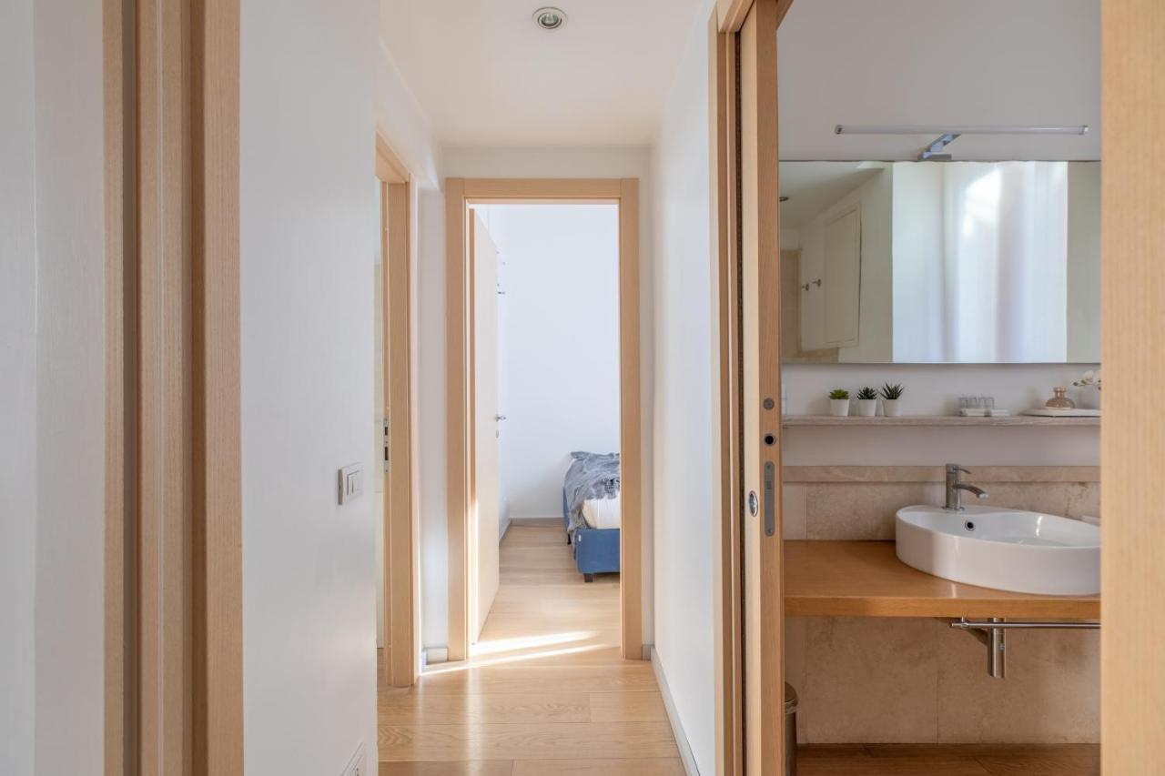 Iflat Navona White And Stylish Apartment Rome