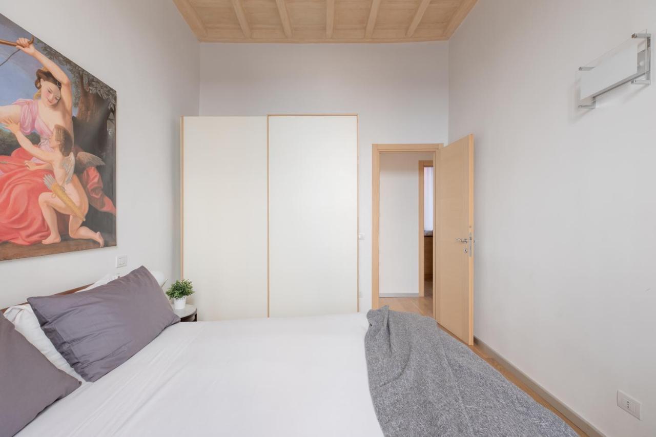 Iflat Navona White And Stylish *