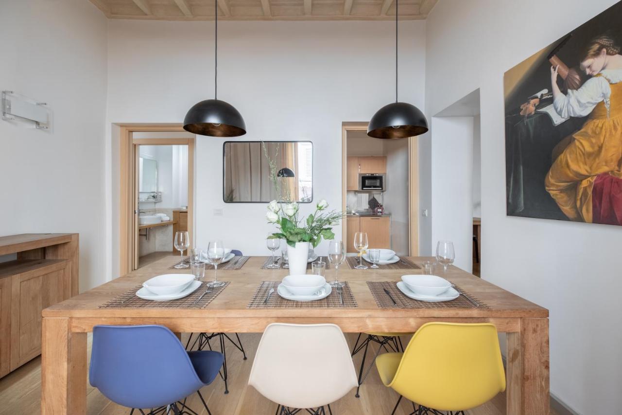 Iflat Navona White And Stylish Apartment Rome
