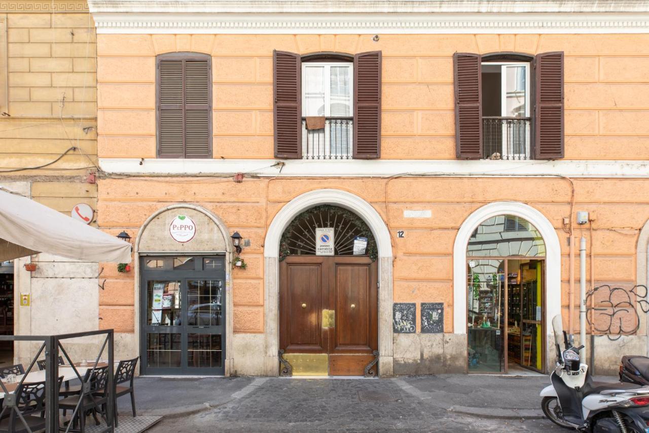 Iflat Navona White And Stylish Apartment Rome