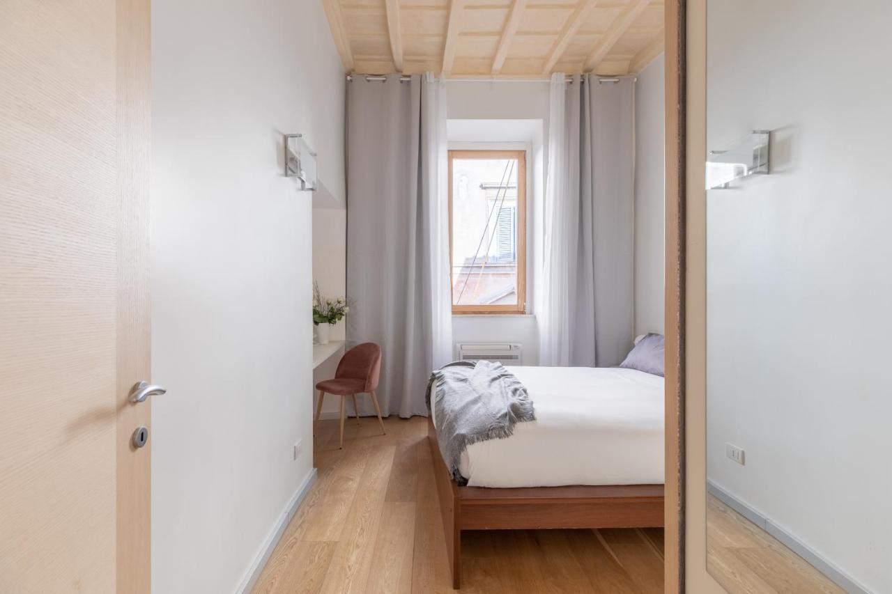 Iflat Navona White And Stylish Apartment *